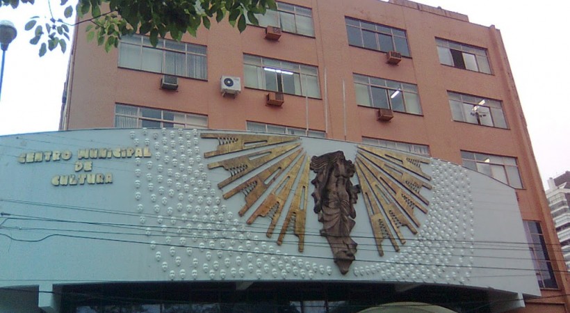 O REI CEGO NA CIDADE DO CALÇADO